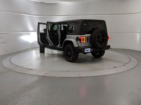 Used 2023 Jeep Wrangler Unlimited Sahara image 10