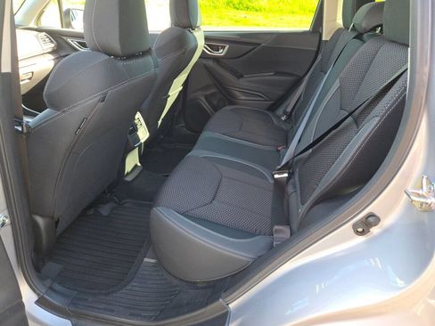 Certified 2023 Subaru Forester Premium AWD/4WD image 18