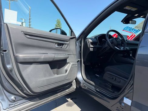 Used 2024 Honda CR-V Sport image 12