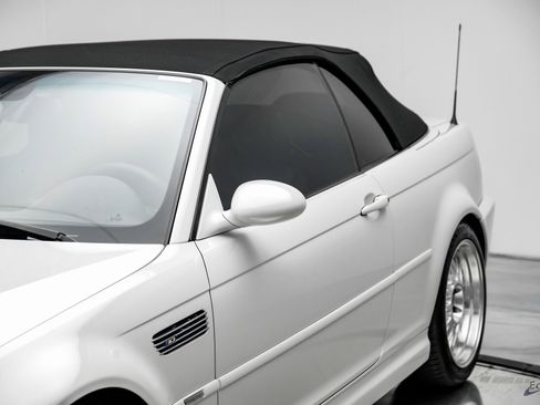 Used 2006 BMW M3 Convertible image 36