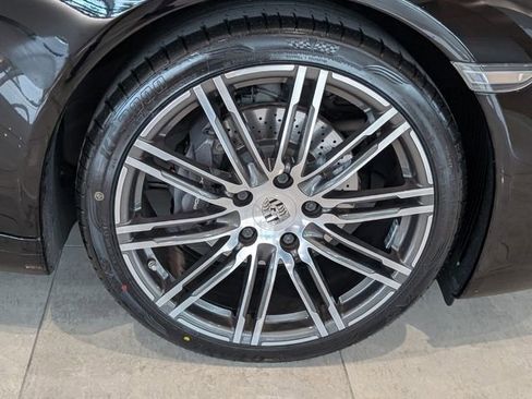 Used 2016 Porsche 911 Carrera Black Edition image 12