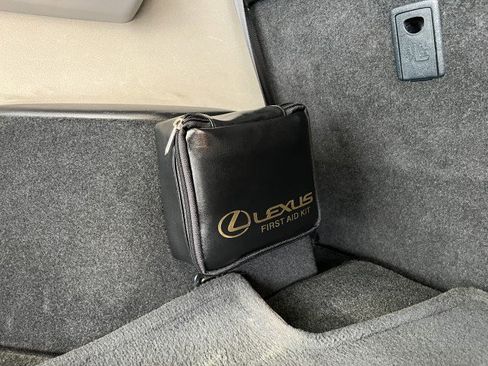 Used 2004 Lexus RX 330 AWD image 33