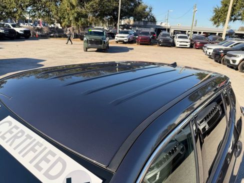 Used 2023 Jeep Compass Sport image 10