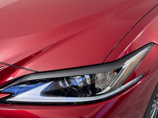 Used 2025 Lexus ES 350 w/ Premium Package FWD image 13