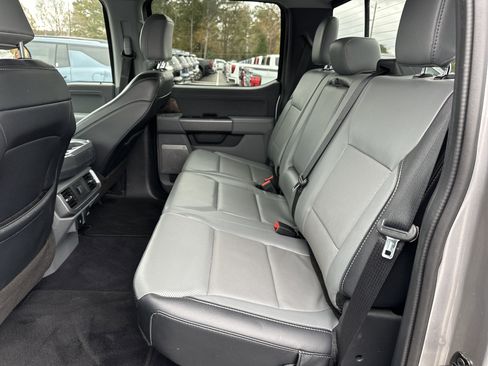 Used 2023 Ford F150 Lariat w/ Max Trailer Tow Package image 21