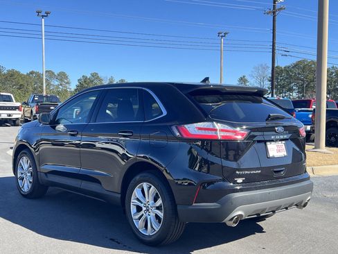 Certified 2022 Ford Edge Titanium w/ Equipment Group 301A image 2