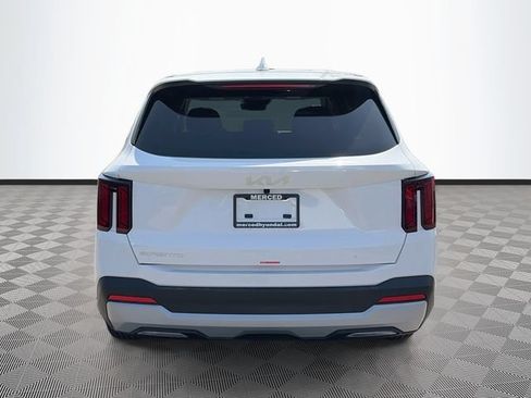 New 2026 Kia Sorento LX FWD image 6