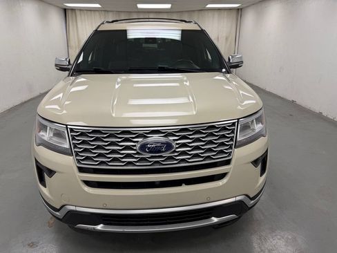 Used 2018 Ford Explorer Platinum AWD/4WD image 9