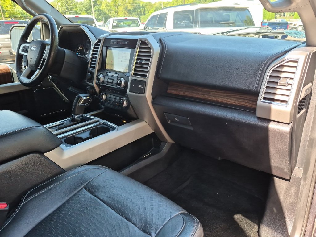 Used 2016 Ford F150 Lariat w/ Equipment Group 502A Luxury AWD/4WD image 37