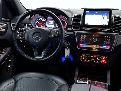 Used 2017 Mercedes-Benz GLS 550 4MATIC w/ Driver Assistance Package image 29