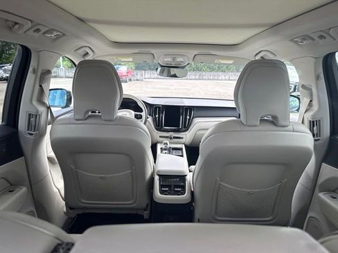 Used 2023 Volvo XC60 B6 Ultimate w/ Climate Package AWD/4WD image 13