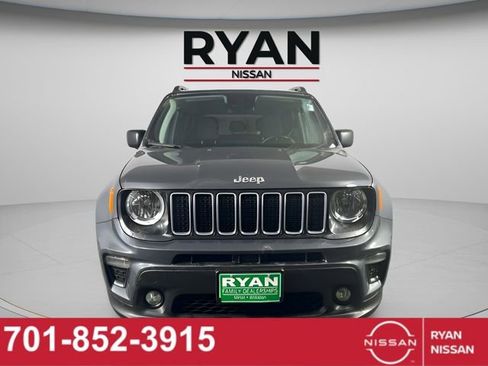 Used 2022 Jeep Renegade Latitude w/ Convenience Group image 11