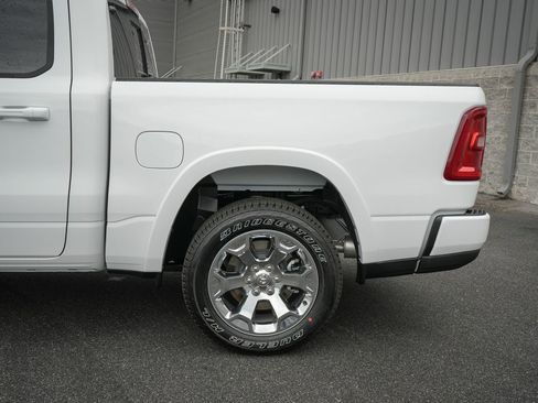 New 2026 RAM 1500 Big Horn AWD/4WD image 6