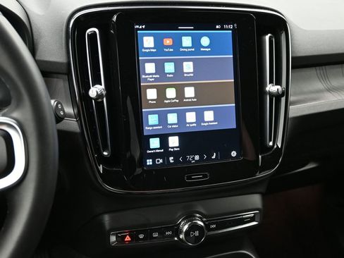 Used 2023 Volvo XC40 Recharge Ultimate w/ Protection Package Premier image 14