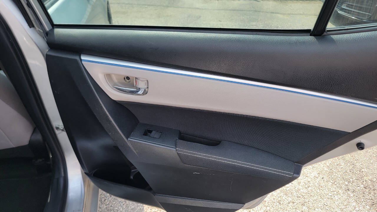 Used 2016 Toyota Corolla LE FWD image 20