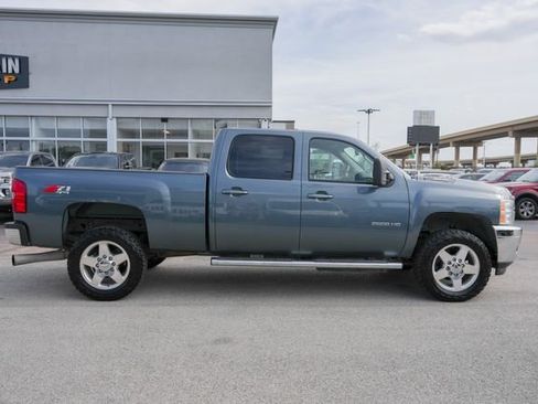 Used 2012 Chevrolet Silverado 2500 LTZ w/ LTZ Plus Package AWD/4WD image 4