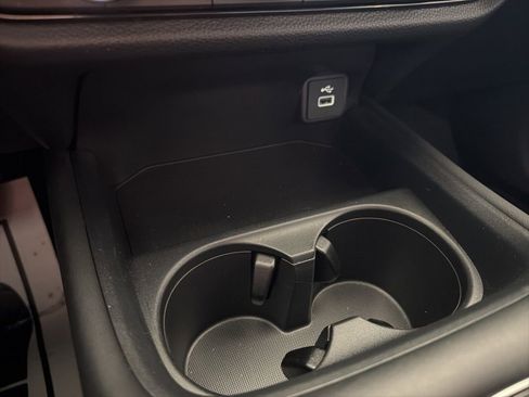 Certified 2024 Honda HR-V Sport image 31