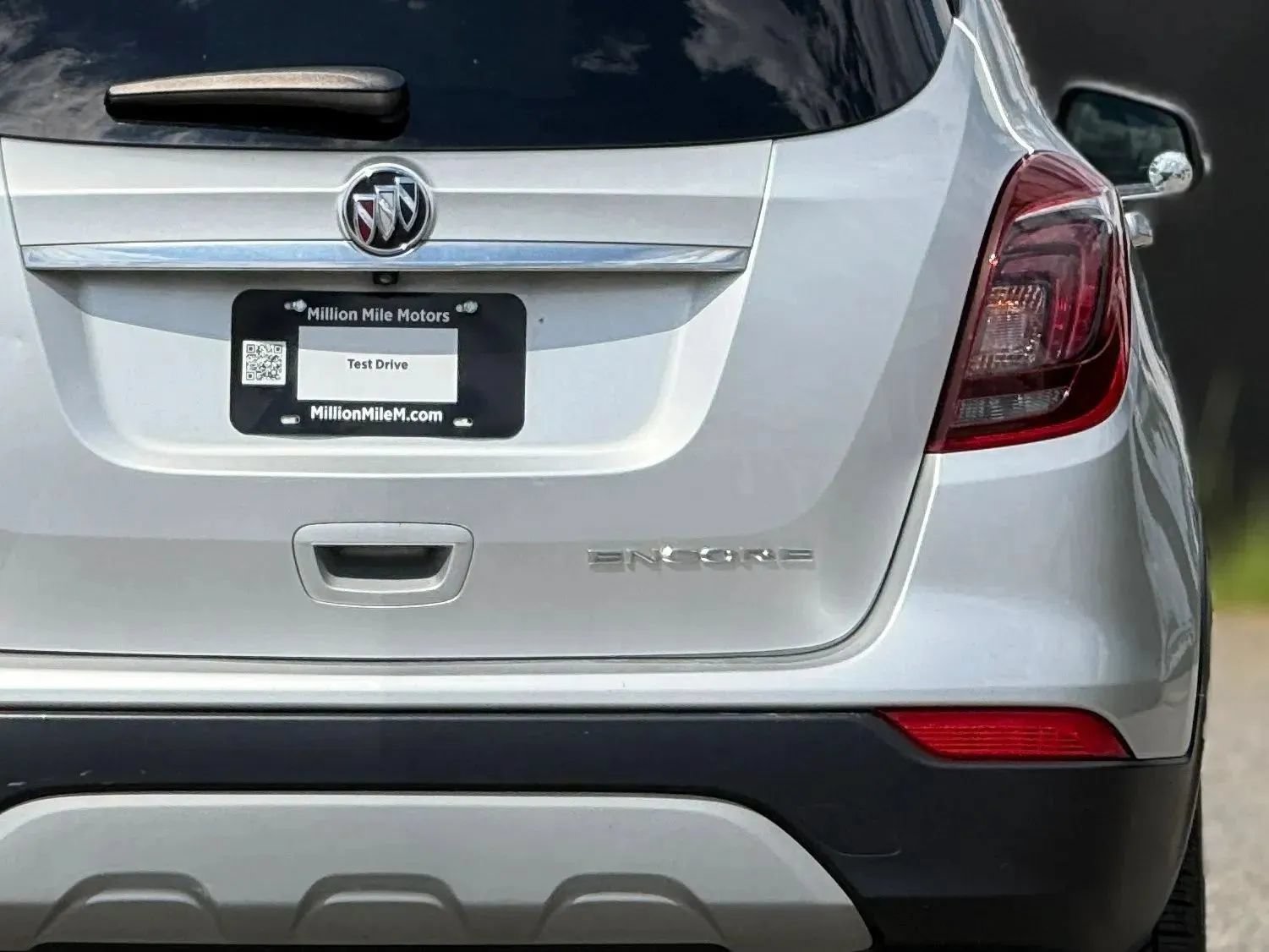 Used 2019 Buick Encore Preferred w/ Safety Package FWD image 14