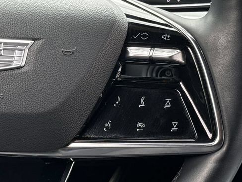 Used 2024 Cadillac Lyriq Luxury w/ LPO, Floor Liner Package AWD/4WD image 15
