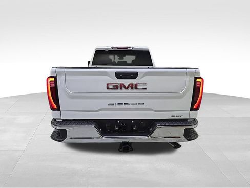 Used 2025 GMC Sierra 2500 SLT AWD/4WD image 6