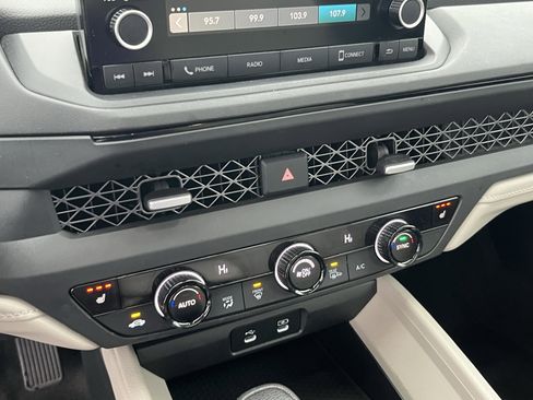 Used 2023 Honda Accord EX image 23