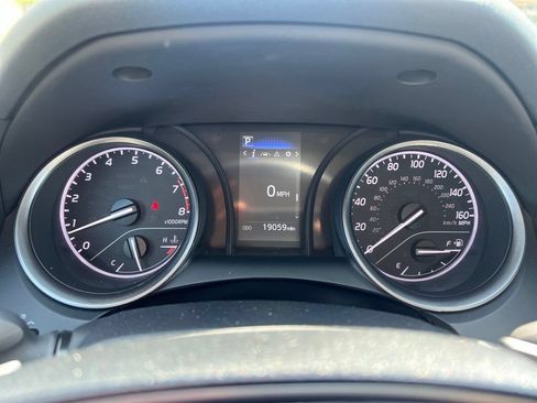 Used 2024 Toyota Camry SE FWD image 3