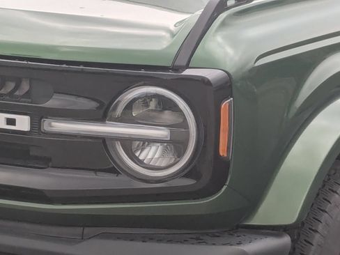 Used 2025 Ford Bronco Outer Banks AWD/4WD image 9