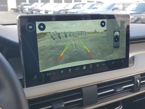 New 2026 Lincoln Corsair Premiere image 21