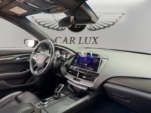 Used 2020 Cadillac CT5 V w/ Premium Package RWD image 17