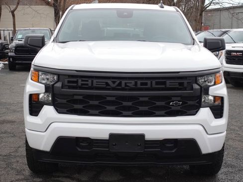 Used 2023 Chevrolet Silverado 1500 Custom image 5