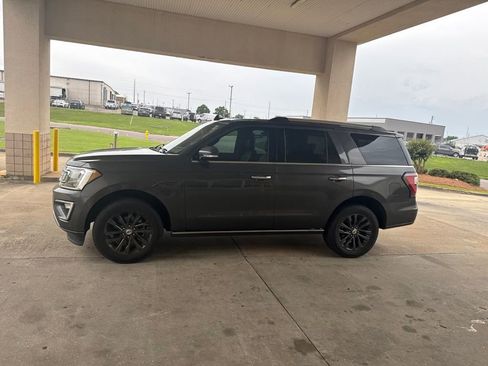 Used 2019 Ford Expedition Limited w/ Equipment Group 301A RWD image 8