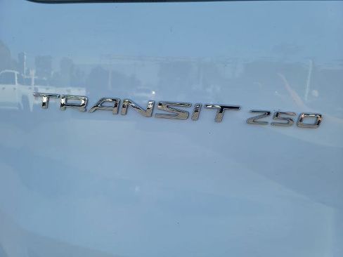 Used 2024 Ford Transit 250 Low Roof w/ Exterior Upgrade Package image 26