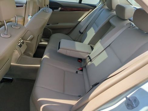 Used 2011 Mercedes-Benz C 300 4MATIC Sedan image 27