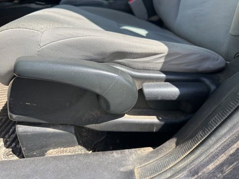 Used 2015 Honda CR-V LX image 17