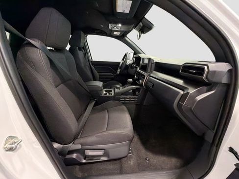 Used 2025 Toyota 4Runner SR5 image 24