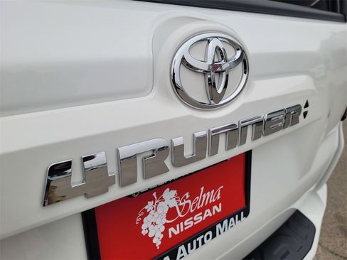 Used 2024 Toyota 4Runner SR5 image 28