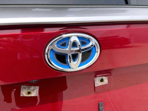 Used 2020 Toyota RAV4 Limited AWD/4WD image 33