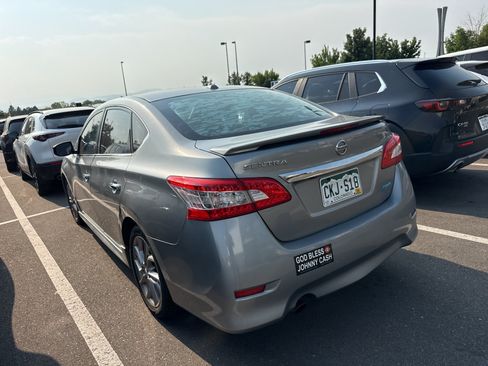 Used 2013 Nissan Sentra SR w/ Premium Pkg FWD image 6
