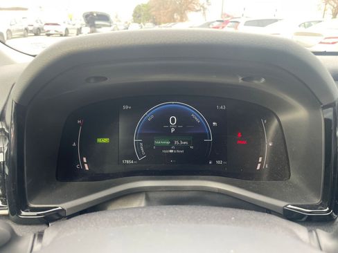 Used 2025 Toyota Camry LE image 40