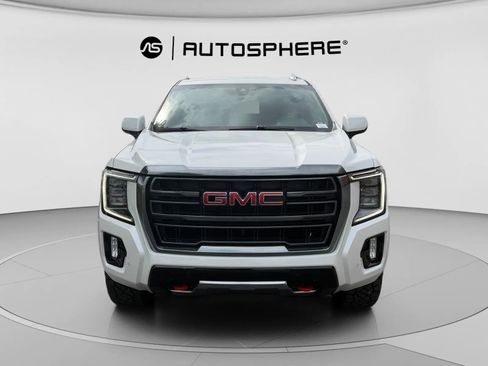 Used 2022 GMC Yukon AT4 AWD/4WD image 2