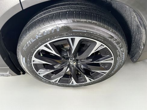 Used 2024 MAZDA CX-90 Plug-In Hybrid w/ Premium Pkg AWD/4WD image 11