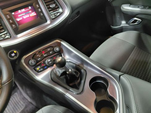 Certified 2017 Dodge Challenger R/T w/ Quick Order Package 22P T/A image 38