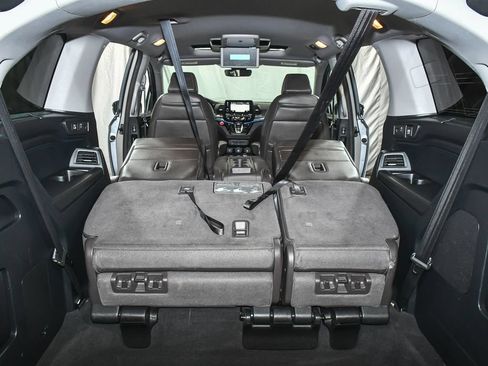 Used 2023 Honda Odyssey Touring image 57