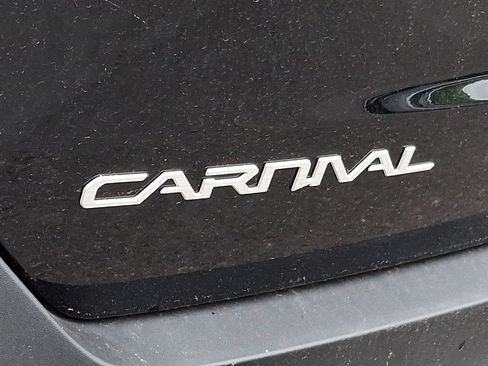 New 2026 Kia Carnival EX FWD image 14