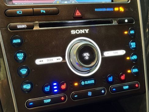 Used 2016 Ford Explorer Sport w/ Equipment Group 401A image 32