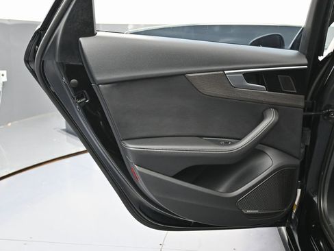 Used 2022 Audi A4 2.0T Premium Plus w/ Premium Plus Package image 41