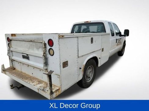 Used 2014 Ford F250 XL w/ XL Value Package image 3