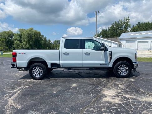 Used 2025 Ford F350 Lariat AWD/4WD image 10