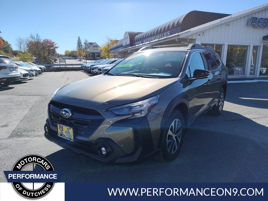Used 2025 Subaru Outback Premium AWD/4WD image 8