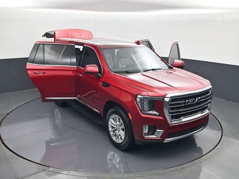 Used 2023 GMC Yukon SLT w/ SLT Premium Package AWD/4WD image 30